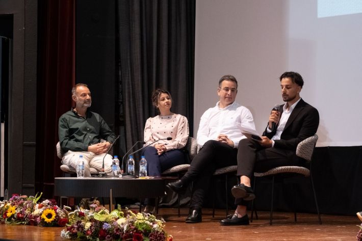 GIALINA PAIDIA VIVLIOPAROUSIASI VERIA 25-4-2026 (13)